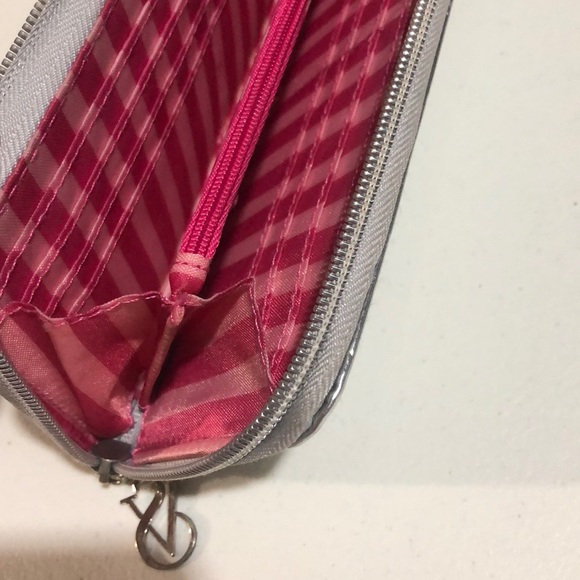 Victoria's Secret Zipper Wallet - Picture 5 of 12